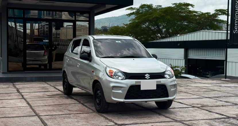 Suzuki Alto MT 2022 Plata (2)