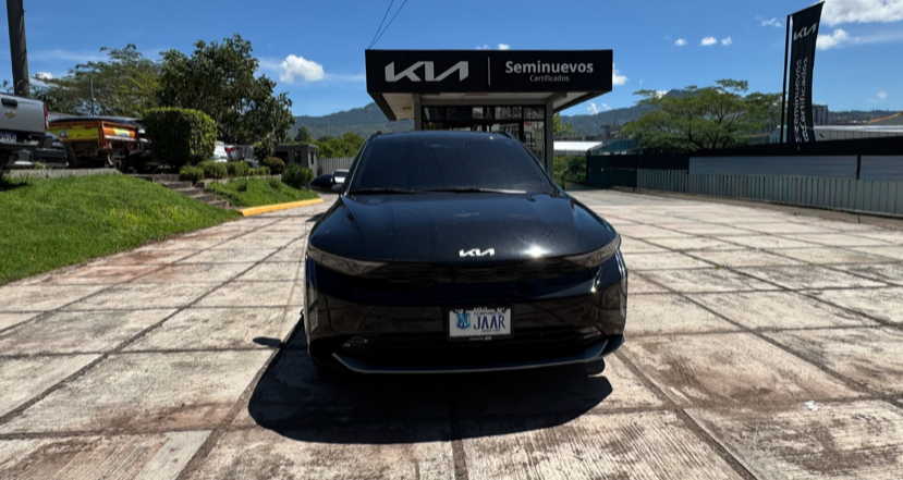 Kia K3 Cross Negro 2025 - vista frontal